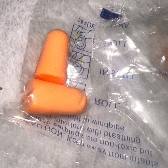 Ear Plugs Lot 20 Pcs soft Orange foam sleep travel noise shooting earplugs - Picture 7 of 7